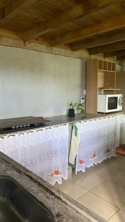 Imagem Casa com Vista Deslumbrante à Venda no Bairro Macacu - Garopaba-SC!