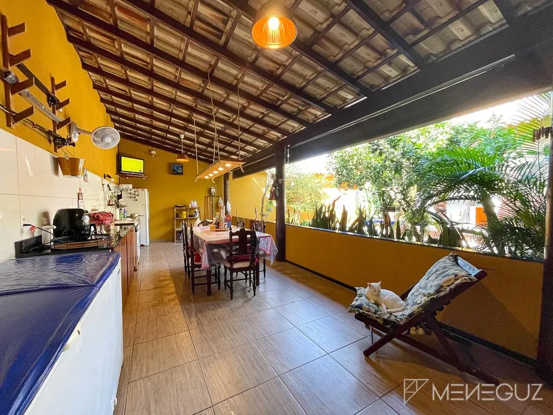Imagem Casa a venda em Guarapari, de frente para a praia de santa monica