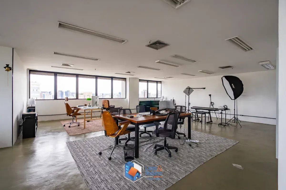 Imagem Conjunto comercial para venda em Santo Amaro, 122m²