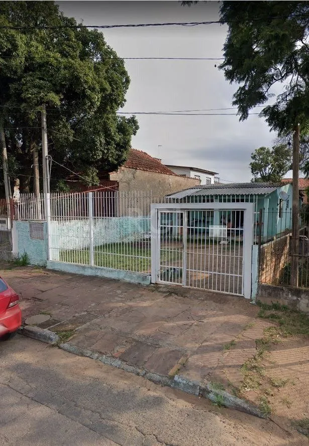 Imagem Casa para Venda - 482m², 3 dormitórios, 3 vagas - Camaquã, Porto Alegre