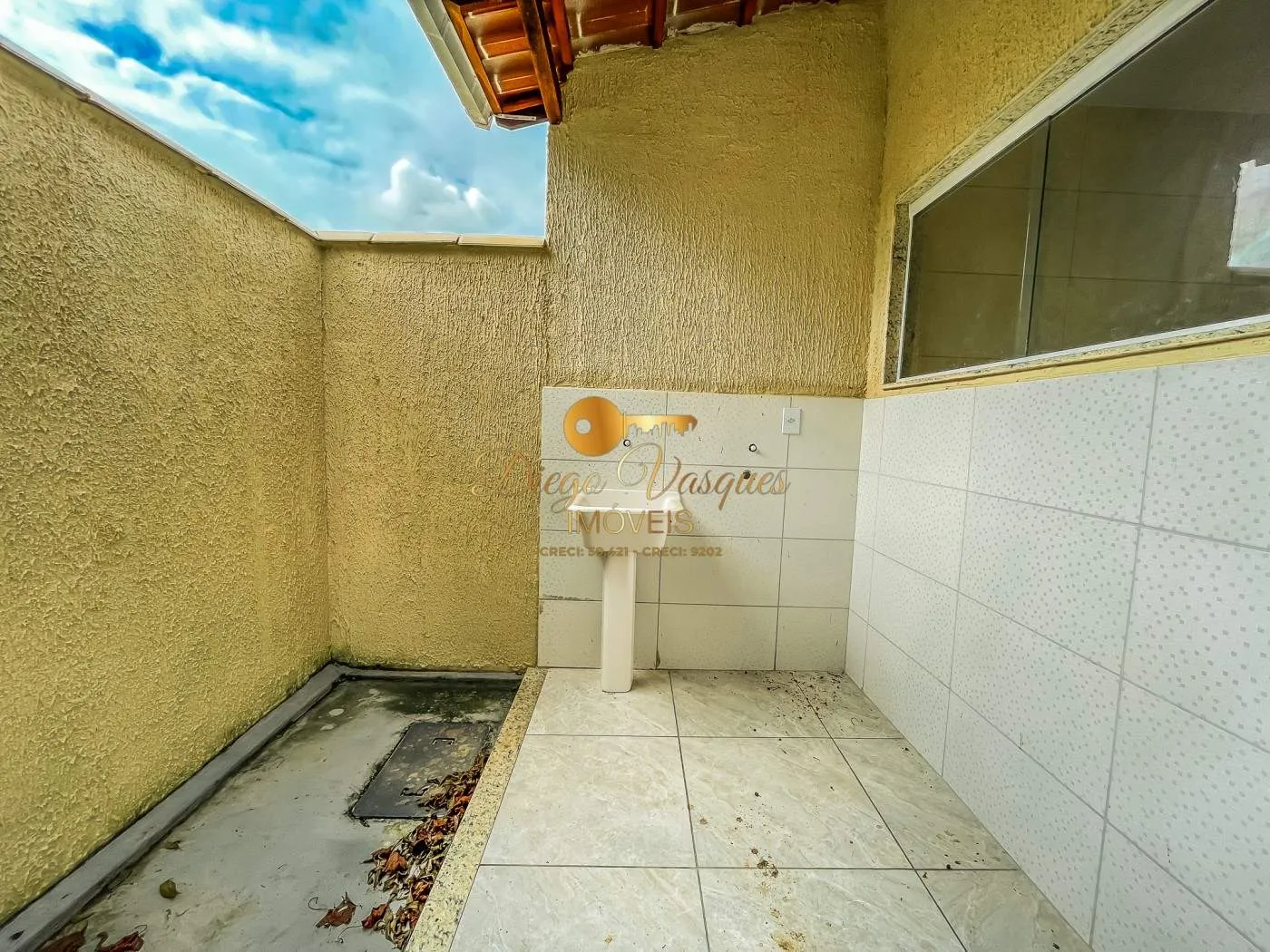Imagem Casa em Condomínio para Venda em Guapimirim / RJ no bairro Cotia
