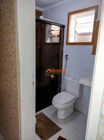 Imagem Sobrado com 4 dormitórios à venda, 250 m² por R$ 798.000 - Jardim Santa Beatriz - Guarulhos/SP