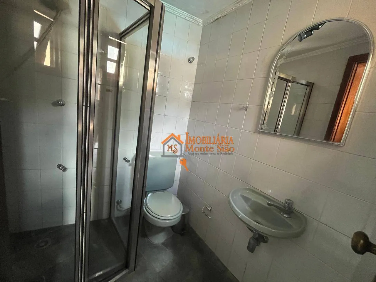 Imagem Sobrado com 6 dormitórios à venda, 372 m² por R$ 1.550.000,00 - Vila Rosália - Guarulhos/SP