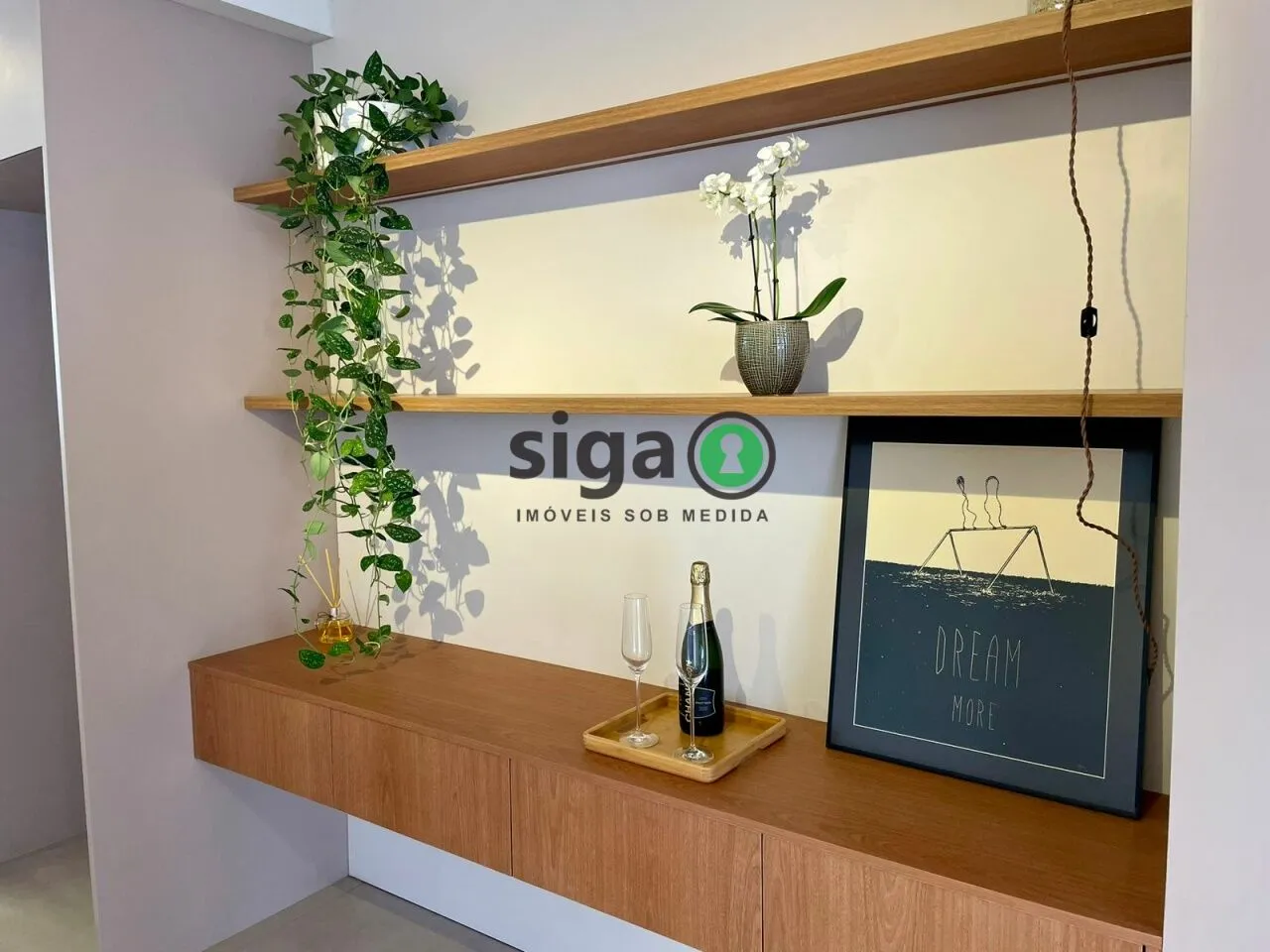 Imagem Apartamento Alto Padrão no Itaim Bibi - 120m², 2 Suítes + Home Office, 1 vaga!