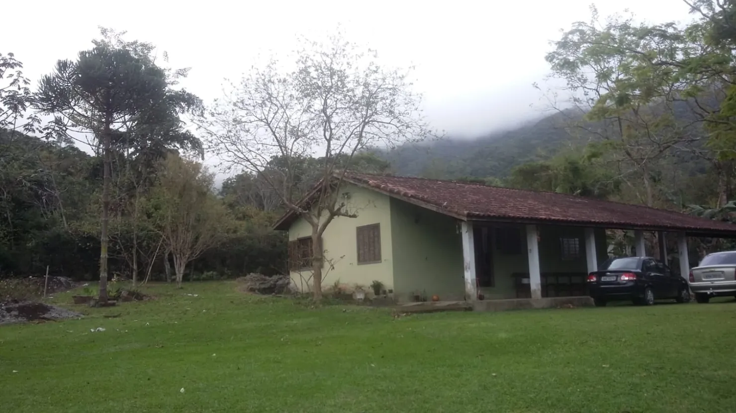 Imagem Chácara à venda 2 Quartos, 6 Vagas, Ribeirão Grande, Pindamonhangaba - SP