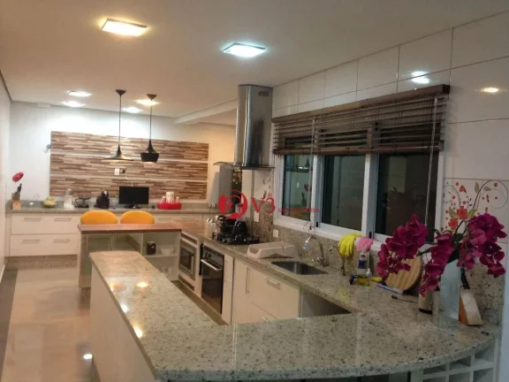 Foto do imóvel Sobrado com 3 dormitórios à venda, 250 m por R$ 1.100.000,00 - Parque São Jorge - São Paulo/SP