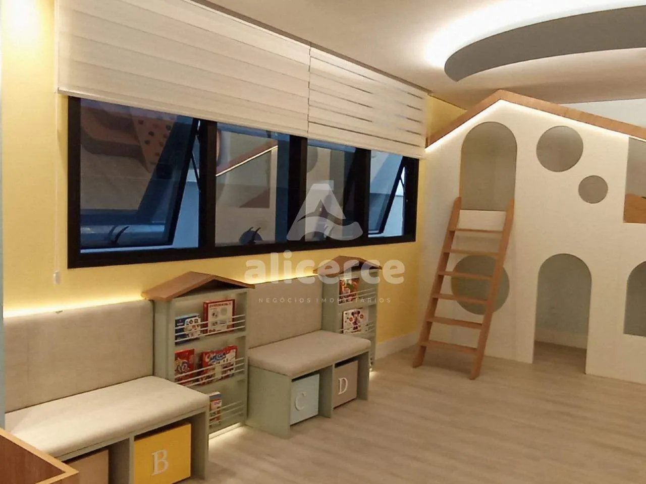 Imagem Apartamento à venda com 2 quartos 2 suítes, 96m² em Campinas São José