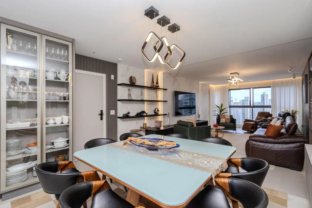 Imagem Apartamento com vista para o mar à venda com 176.8m2 por R$ 8.500.000,00