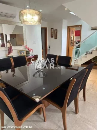 Imagem Imperdível! Casa de frente para o mar no Recreio dos Bandeirantes, Rio de Janeiro - 3 quartos, 3 suítes, 4 banheiros, 2 vagas - 250m²