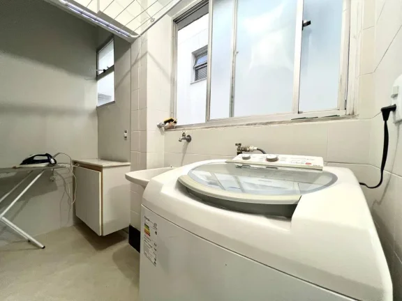 Imagem Cobertura à Venda com 150m², 3 Quartos, 2 Suítes e 4 Vagas -Excelente Local