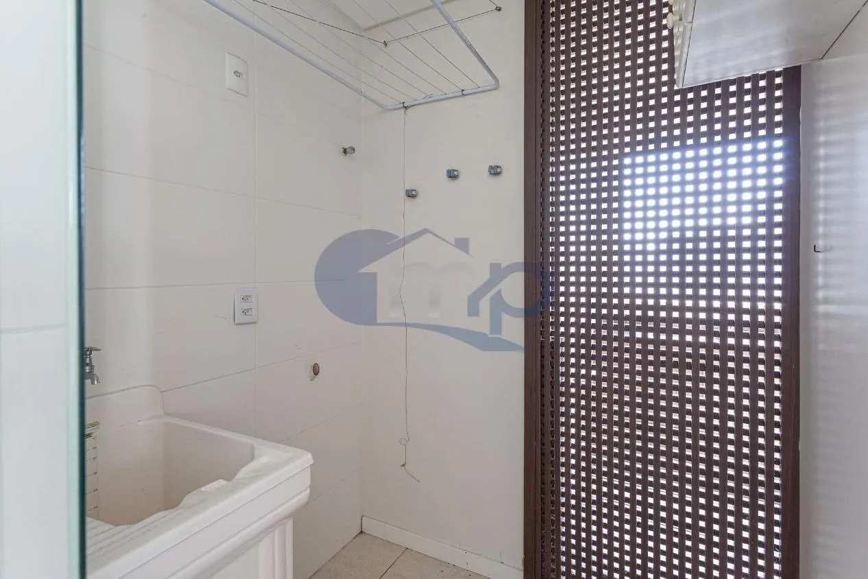 Imagem Apartamento a venda com 2 dormitorios no centro de Torres/RS