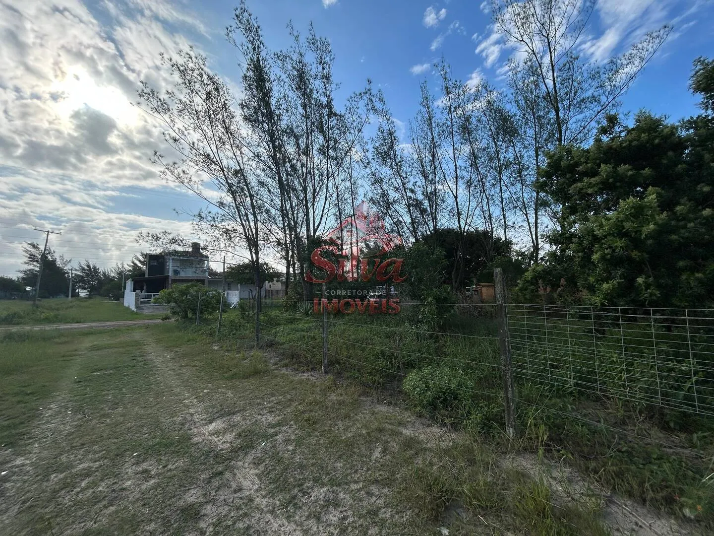 T1203 | Terreno de esquina à venda no Imara em Imbé a 400m do mar