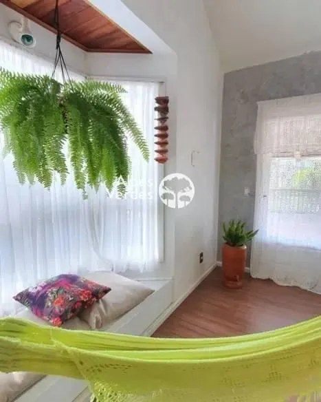 Imagem VENDE-SE CASA COM 03 SUÍTES EM IMBÉ, A MENOS DE 5 MINUTOS DO MAR.