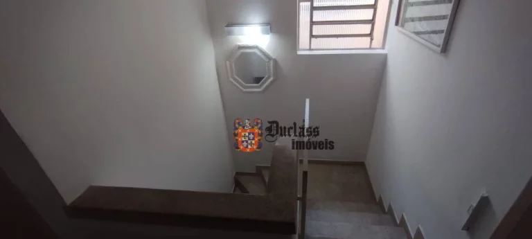 Imagem Sobrado com 4 dormitórios à venda por R$ 480.000,00 - Centro - Taubaté/SP