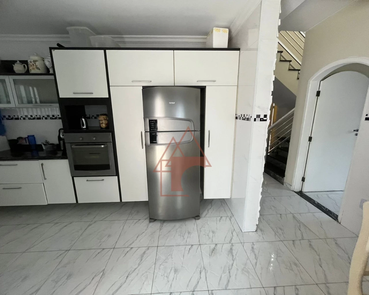 Imagem Sobrado com 4 Quartos à Venda ou Locação, 233 metros em Vila Ponte Nova - Cubatão