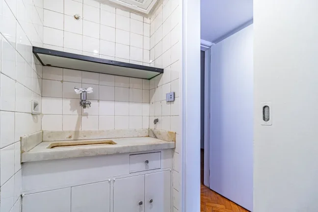 Imagem Sala Comercial para Venda em Rio de Janeiro, Copacabana, 1 banheiro