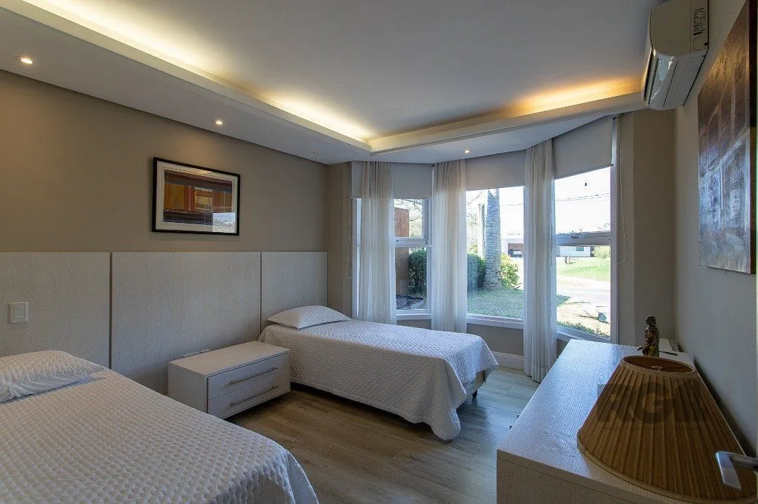 Imagem Casa Condominio para Venda - 610m², 4 dormitórios, sendo 4 suites, 3 vagas - Terra Ville