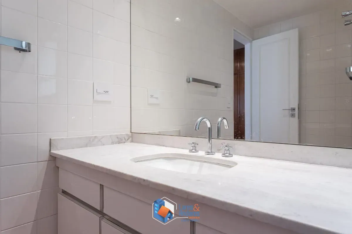 Imagem Apartamento para venda em Planalto Paulista com 3 quartos, sendo 1 suíte, 149m²