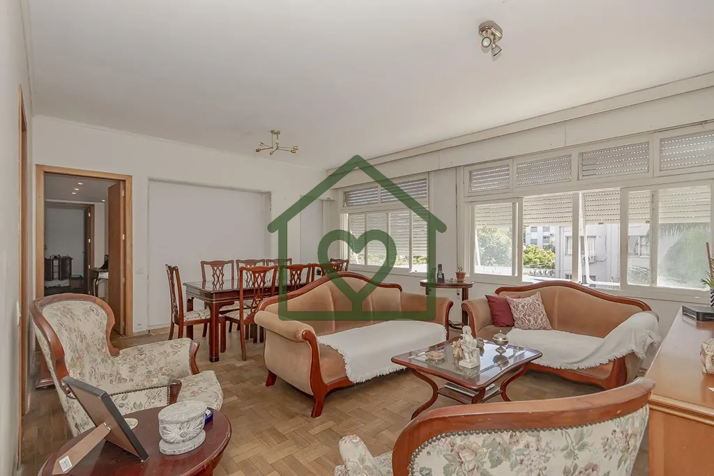 Imagem Apartamento amplo, bem iluminado e arejado com 114,10m² de área privativa muito bem distribuídos,...