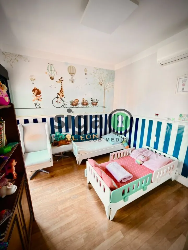 Imagem Apartamento Reformado de 171m² com 3 Suítes e Adega Climatizada.