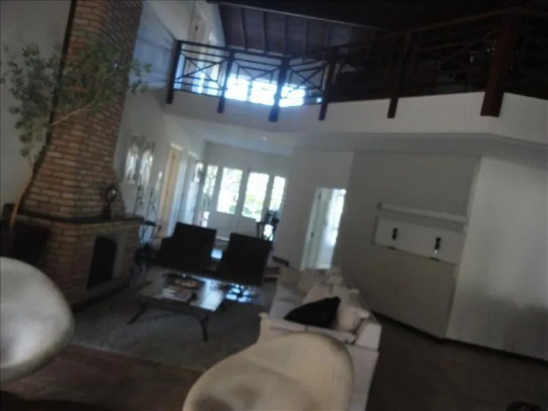 Imagem Casa Exclusiva no Cond. Residencial City Castelo com 680M²