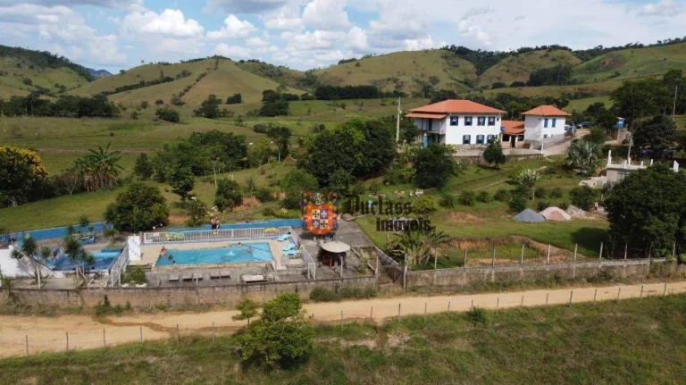 Foto do imóvel Pousada com 7 dormitórios à venda, 450 m² por R$ 1.450.000,00 - Bicas - Bicas/MG