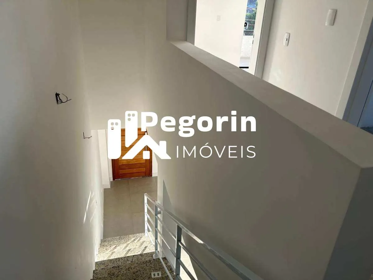Imagem Sobrado à venda Bairro Alto Curitiba, com 3 quartos, sendo uma suíte, 127,00m²