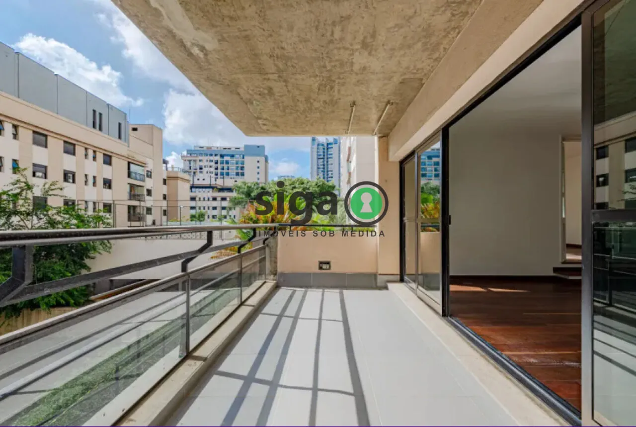 Foto do imóvel Apartamento á Venda no Real Parque - 240m², 3 quartos, 3 vagas