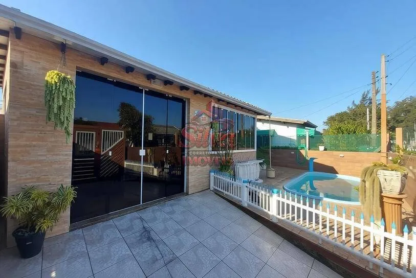 Imagem C471 | Casa com piscina à venda a 450m do mar no Mariluz