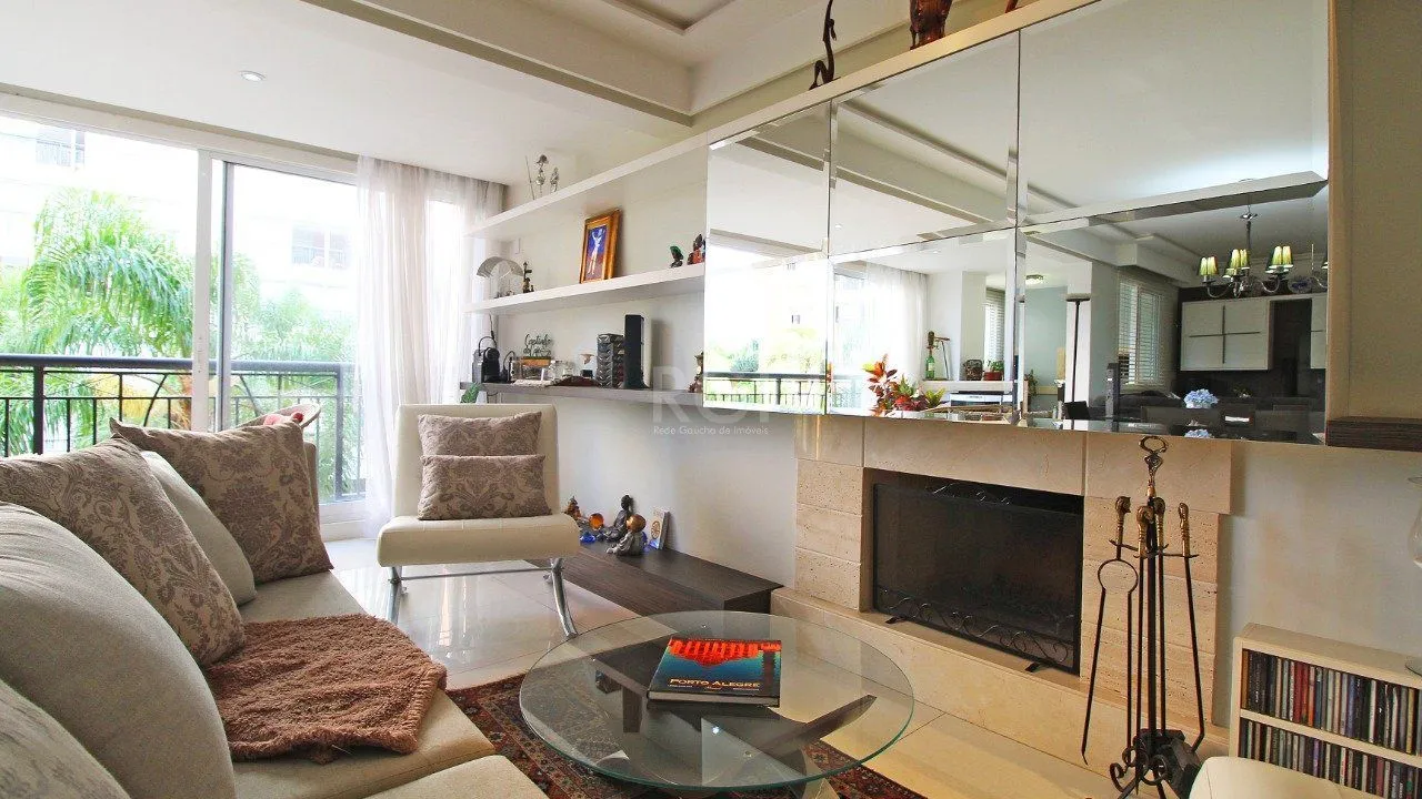 Imagem Apartamento com três (3) dormitórios, três (3) suítes sendo uma (1) suíte master e quatro (4) vagas de garagem com dois (2) depósitos próximo ao shopping Iguatemi, no Condomínio Cipriani Nuova Archit