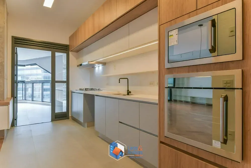 Imagem Apartamento para venda em Chácara Santo Antônio (Zona Sul) com 3 quartos, sendo 3 suítes, 196m²