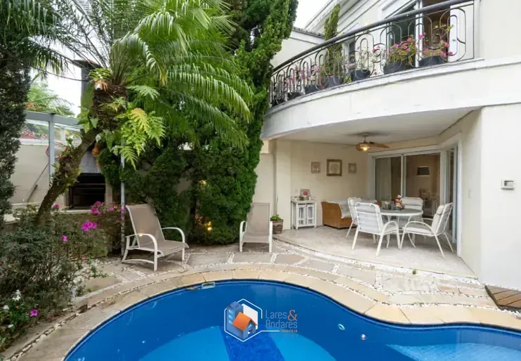 Imagem Casa no condomínio América para venda com 4 quartos, sendo 4 suítes, 383m²