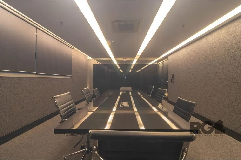Imagem Sala comercial com 36,7 m² de área privativa e 1 vaga(s) de garagem. Localizado na Rua/Av. Doutor Nilo Peçanha, no bairro Bela Vista em Porto Alegre.