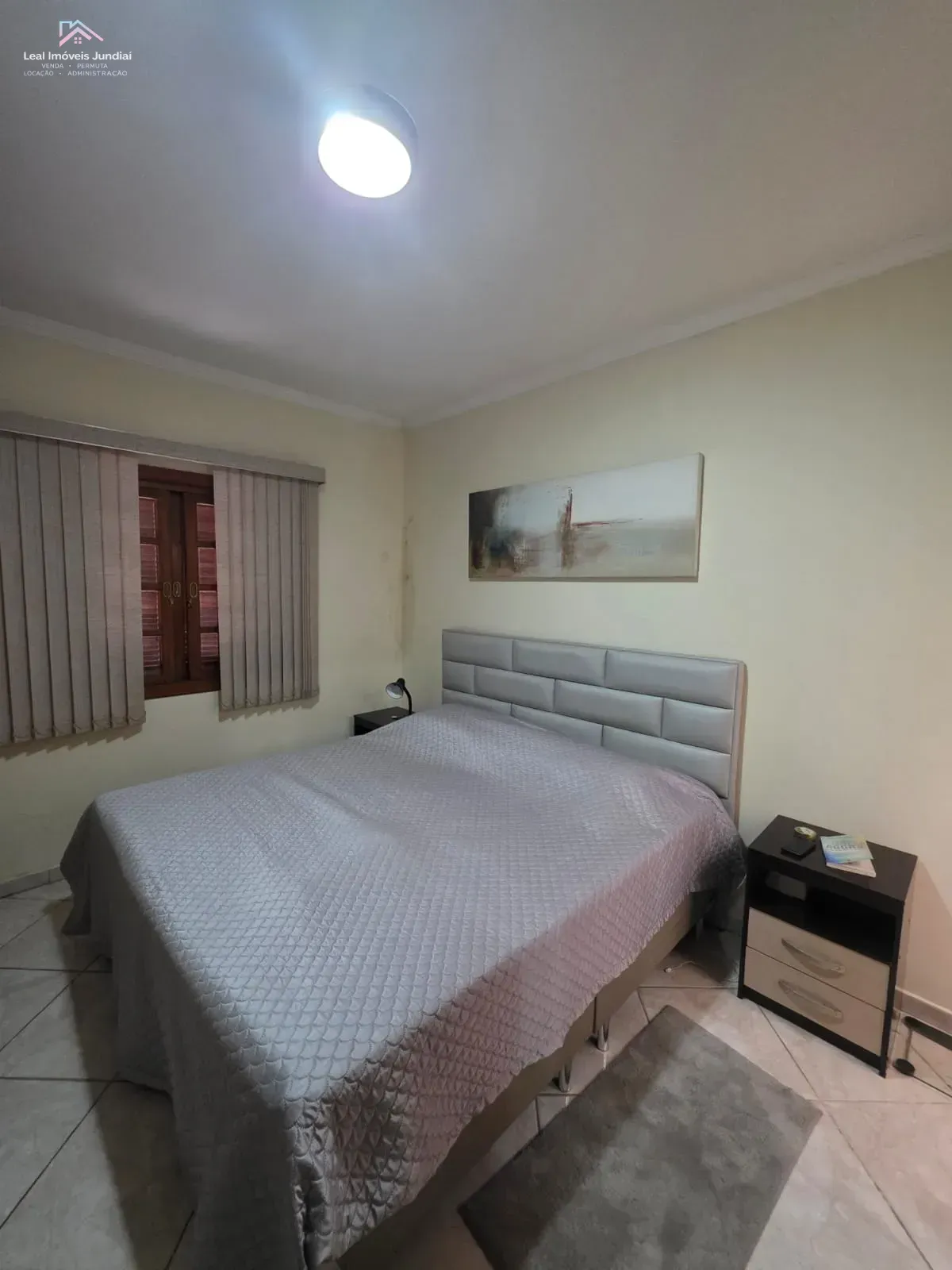 Imagem Casa à venda - Área útil 150 m2 com 2 dormitórios sendo 1 súíte - 2 vagas - Excelente Oportunidade d
