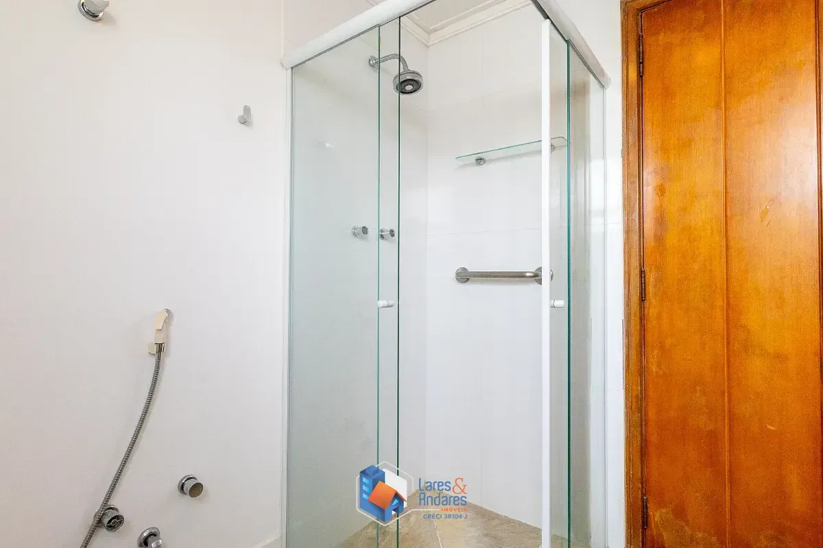 Imagem Apartamento para venda em Campo Belo com 3 quartos, sendo 1 suíte, 236m²