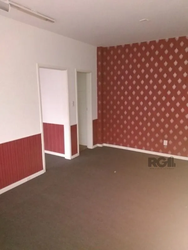 Imagem Sala Comercial para Aluguel no Centro Histórico - Vista para o Guaíba