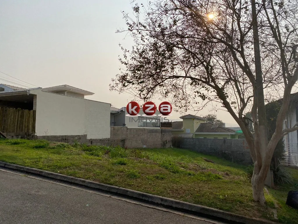 Oportunidade! Terreno à venda em condomínio exclusivo de Louveira-SP, Picollo Villaggio, com 460m² de área.
