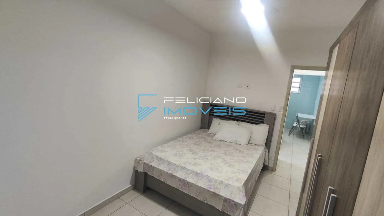 Imagem Apartamento com 2 quartos, Guilhermina, Praia Grande - R$ 325 mil, Cod: 7433