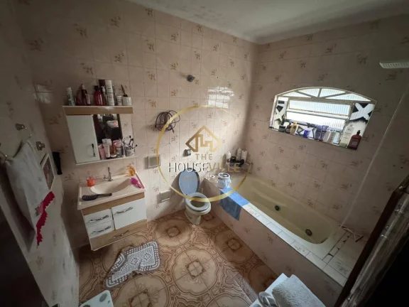 Imagem Casa Sobrado, 4 dormitórios ( 1 suíte), 5 vagas, Jardim Morumbi, Sjc.