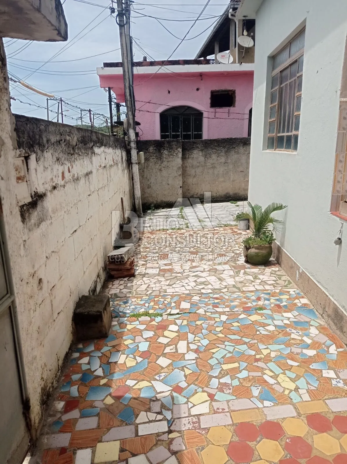 Imagem Casa à Venda no bairro Pacheco 141 m² 3 Qts, 2 Banh, Varanda, Quintal - Pacheco - São Gonçalo/RJ.