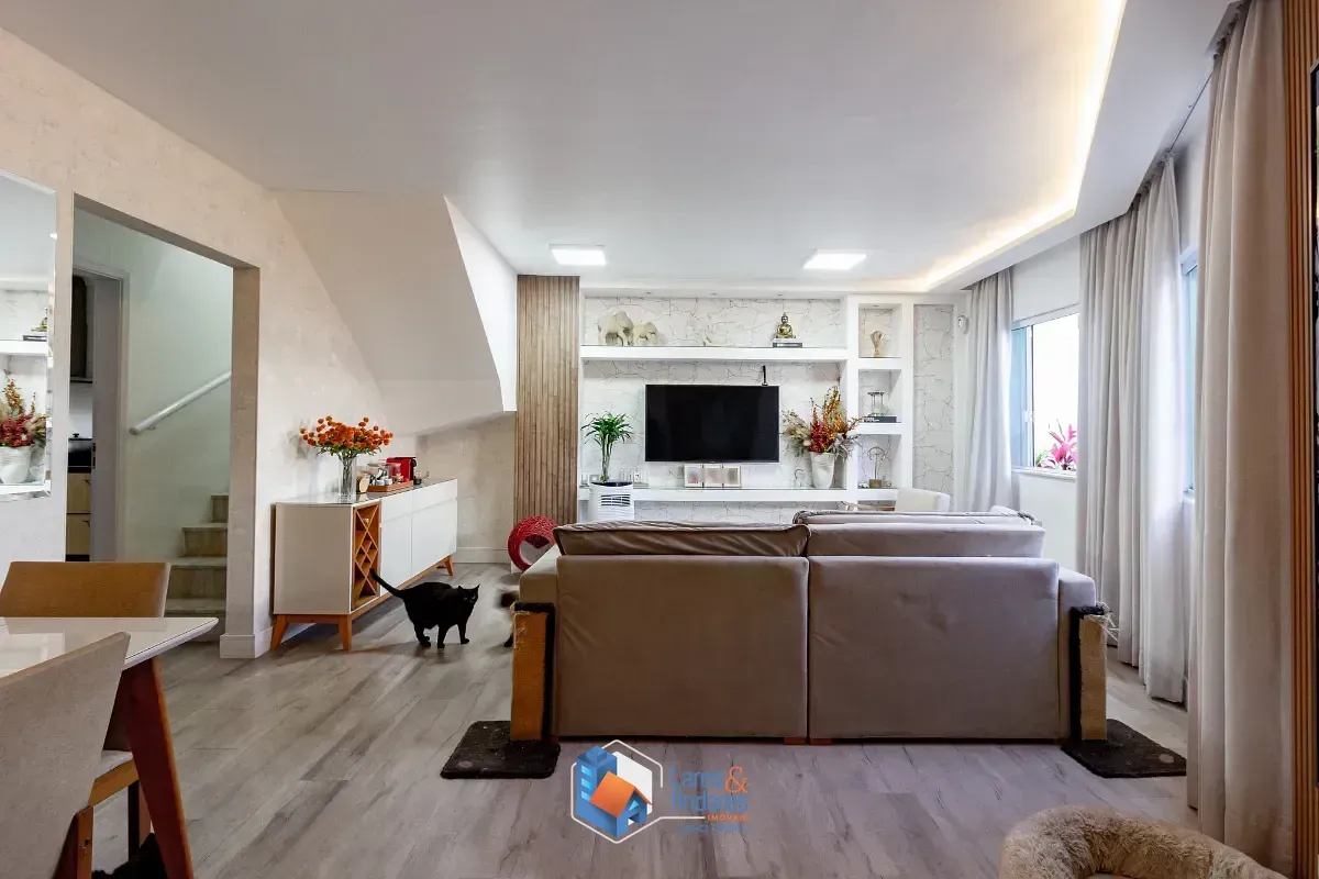 Imagem Sobrado para venda em Campininha com 3 quartos, sendo 1 suíte, 119m²