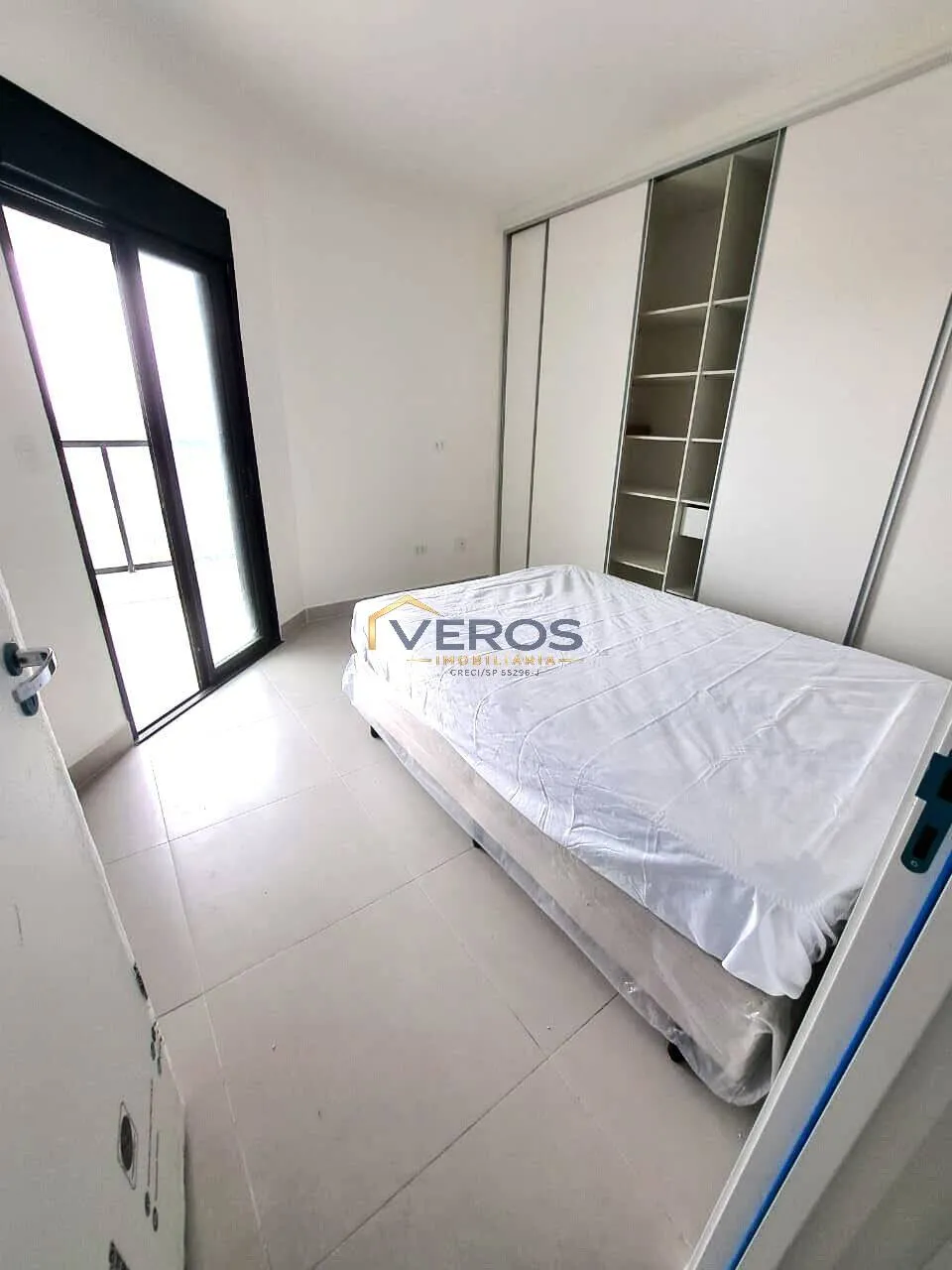 Imagem Apartamento Mobiliado de 1 Dormitório Próximo à UNITAU - Britânia