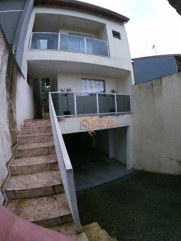Imagem Sobrado com 3 dormitórios à venda, 224 m² por R$ 690.000,00 - Parque Flamengo - Guarulhos/SP