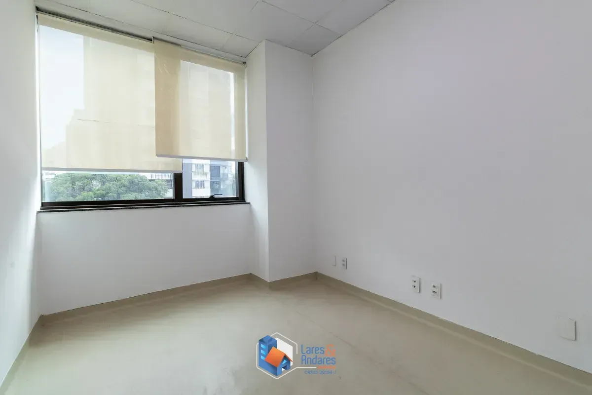 Imagem Conjunto comercial para venda em Moema, 286m²
