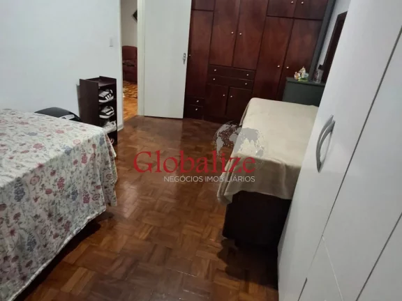 Imagem Apartamento à venda com 66,7m², 2 quartos, sala ampla, vaga coletiva por R350.000,00 no Embaré em Santos