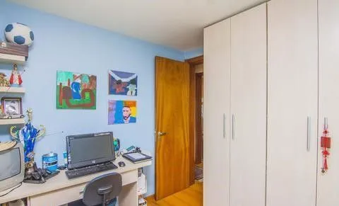Imagem Vende-se apartamento com 3 quartos (1 suíte), 91 m² e 1 vaga - Menino Deus