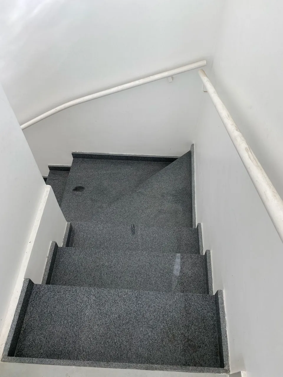 Imagem Casa Comercial à Venda em Sorocaba-SP, Jardim Ana Maria: 4 Quartos, 1 Suíte, 1 Sala, 3 Banheiros, 3 Vagas, 287m². Imperdível!