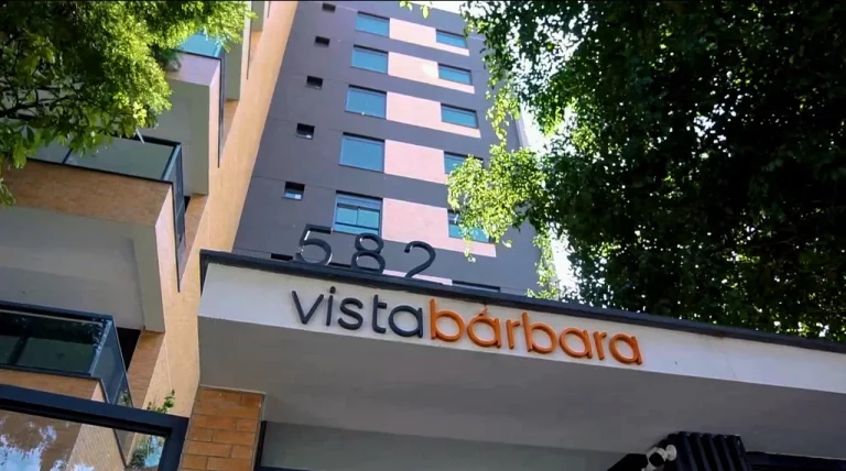 Foto do imóvel Apartamento à Venda no Alto de Pinheiros Com 3 Dormitórios e 2 Vagas em Rua Coelho de Carvalho