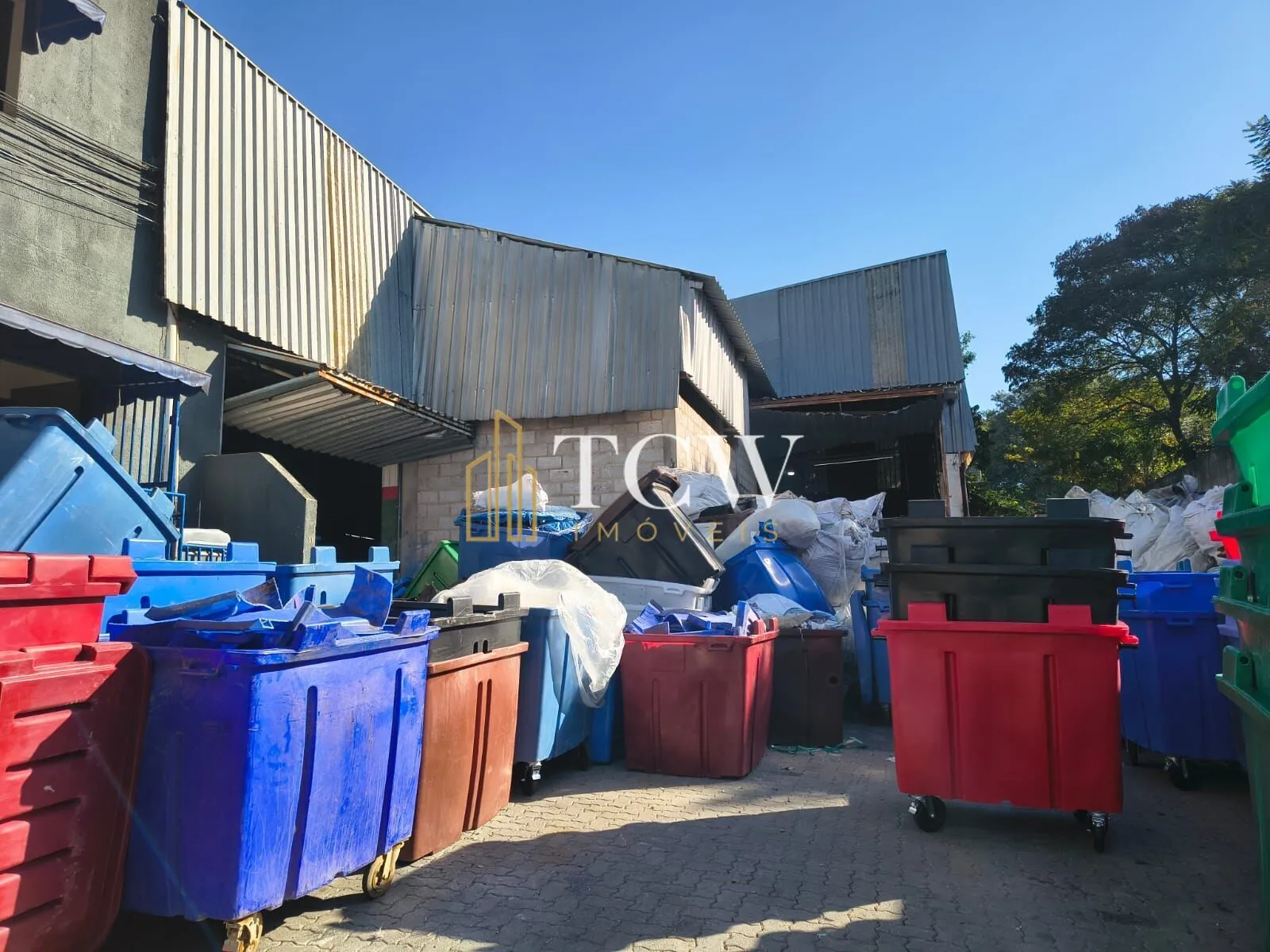 Imagem Galpão Comercial/Industrial para Locação na Capela | 2.521 m² Construídos | Terreno de 2.590 m² | Vinhedo/SP