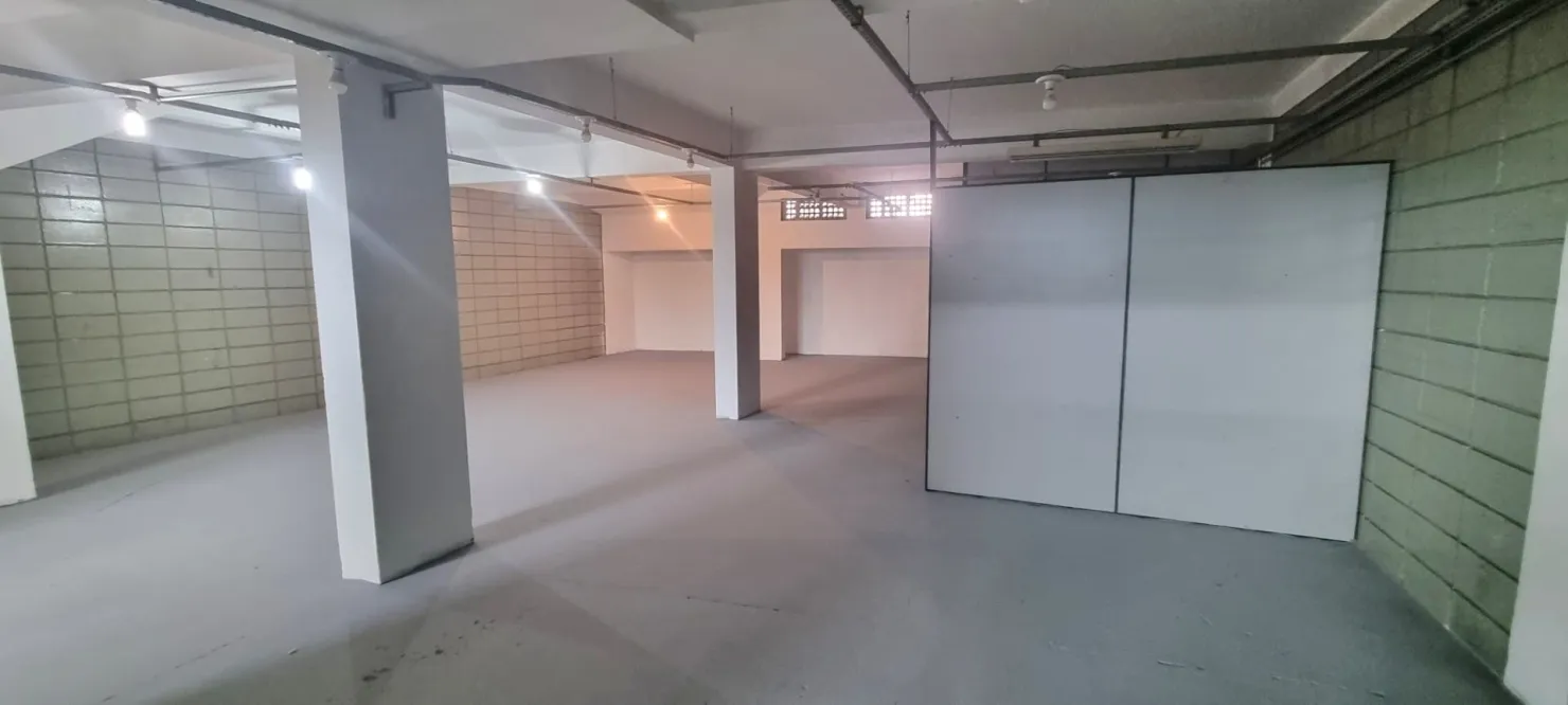Imagem Prédio Comercial Completo com 3 Pisos, Elevador, Acesso Facilitado e Localização Estratégica para Seu Negócio